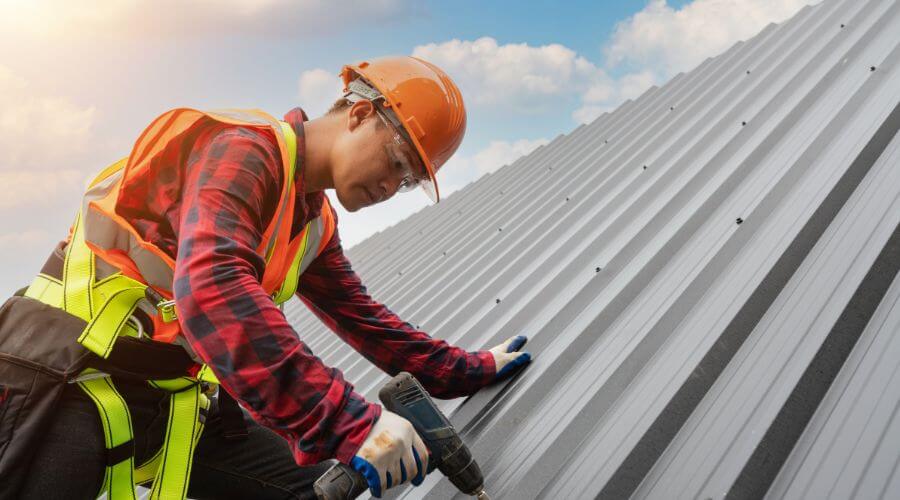 Professional metal roof installation in Pineland, TX
